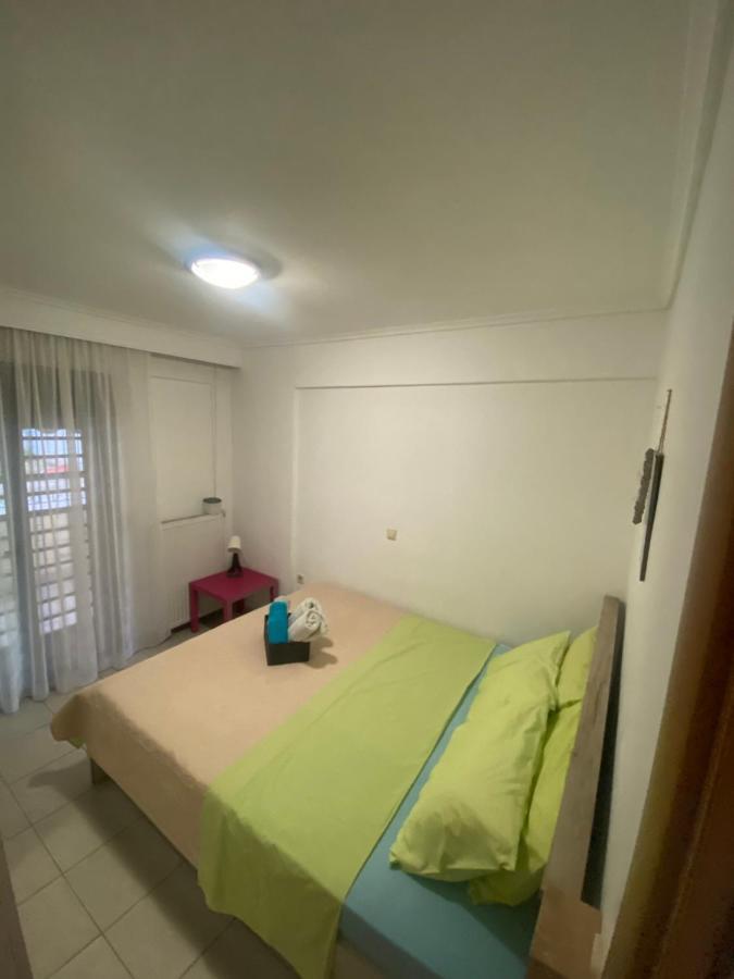 Lovely 2-Bedroom Appartement With Free Parking Agia Trias Exteriör bild